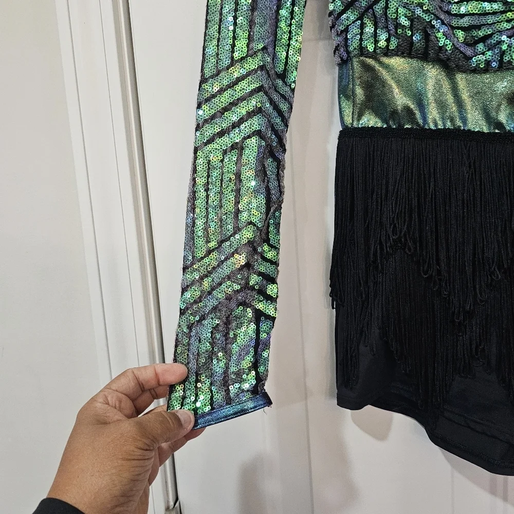 Dancer And Skater Costume Size XS With One Flaw The Sequince Like Messy As Seen